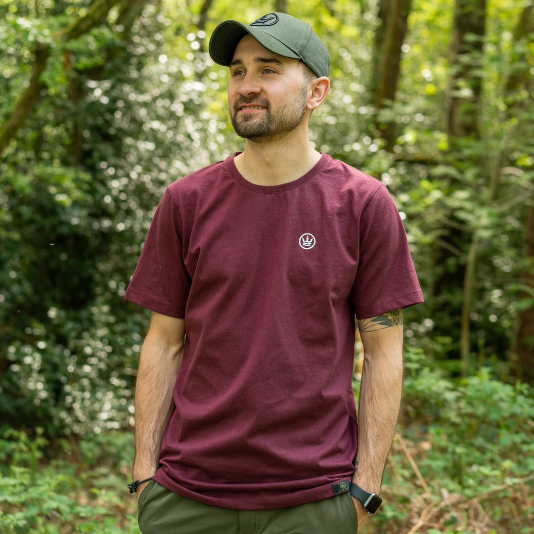 Chronicles T-shirt - Burgundy