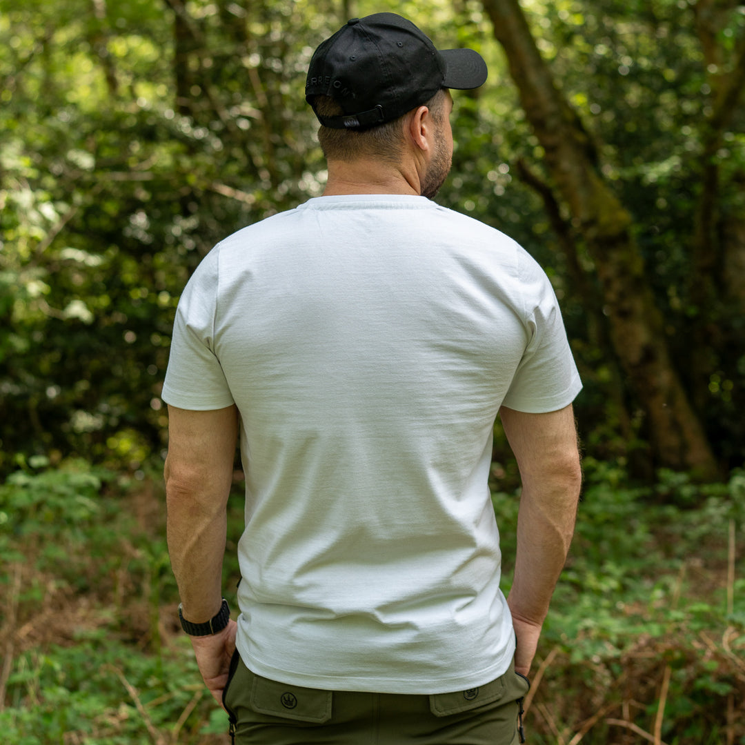 Timeless T-shirt - White with black