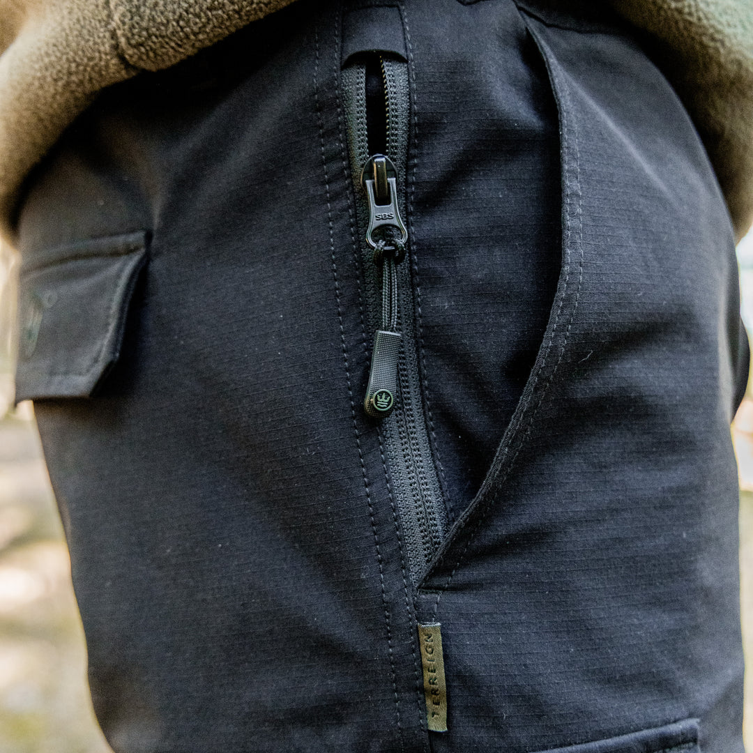 Timeless Cargo Short - Black