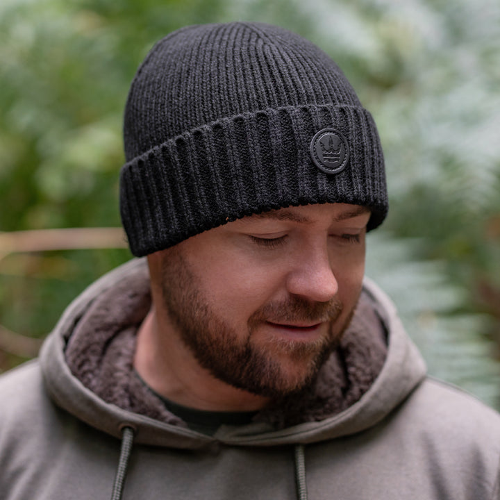Summit Beanie - Black