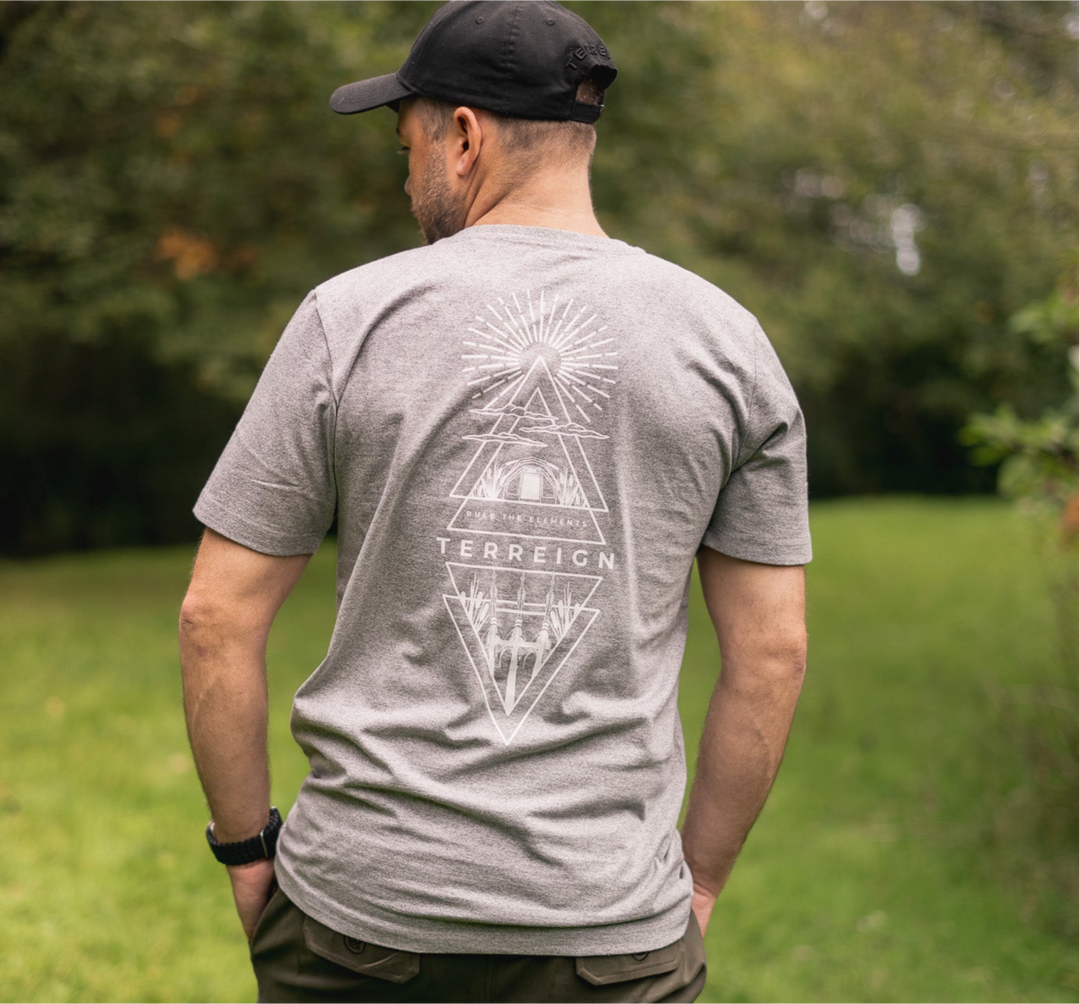 Tri-angler T-Shirt Grey with White