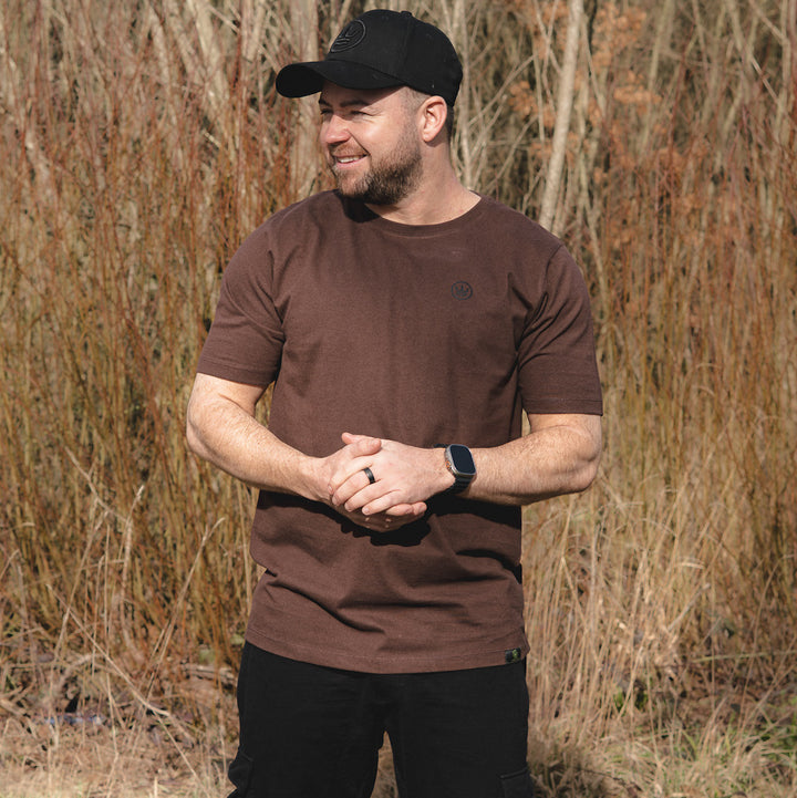 Timeless T-Shirt - Brown with black