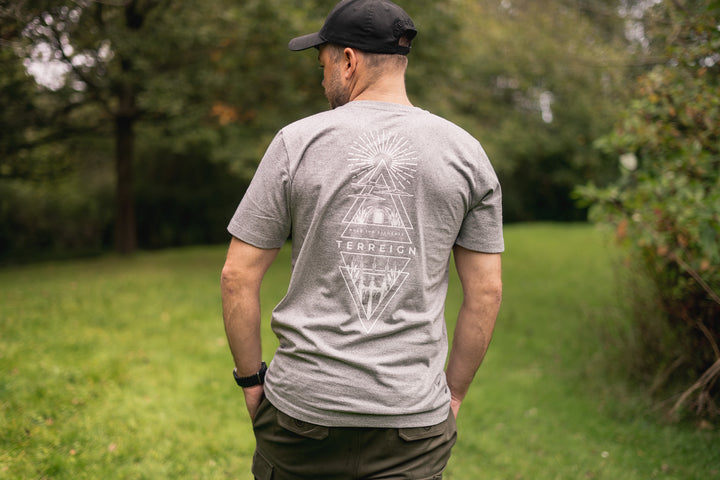 Tri-angler T-Shirt Grey with White