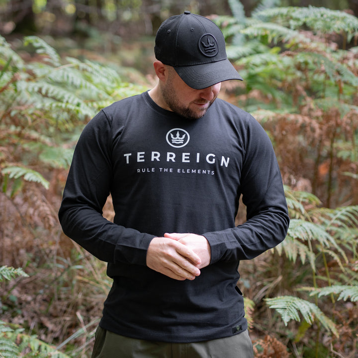 Black Long Sleeve Chesta T-shirt