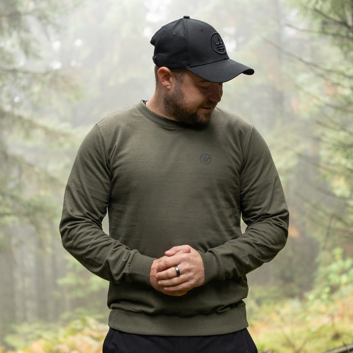 Green Jumper with Black Timeless