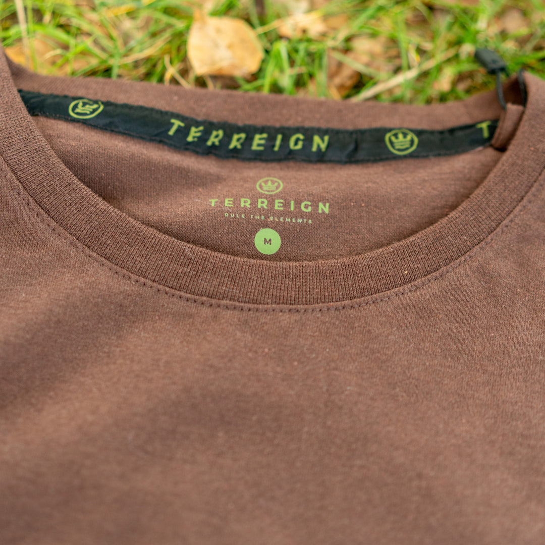 Chronicles T-shirt - Brown with white