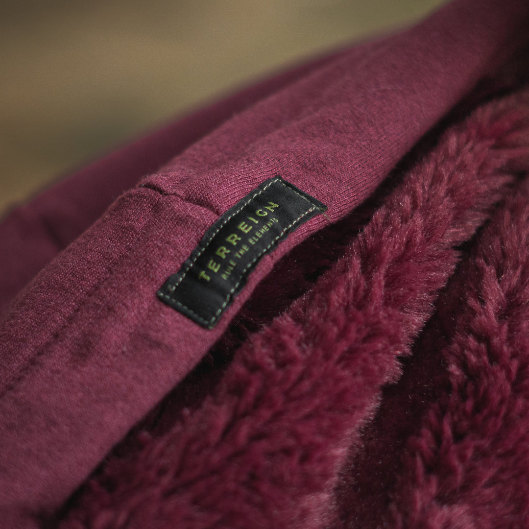 Chesta hoodie - Burgundy with white