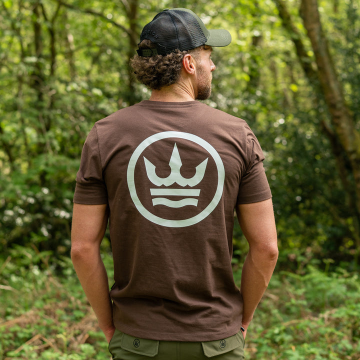 Icon T-shirt - Brown with white
