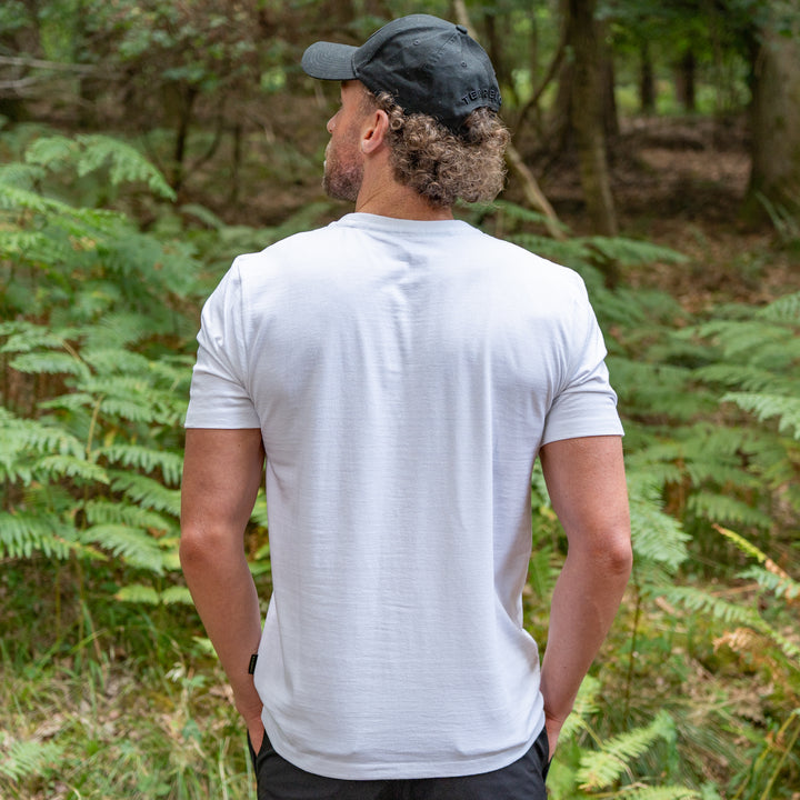 Chesta T-shirt - White with black