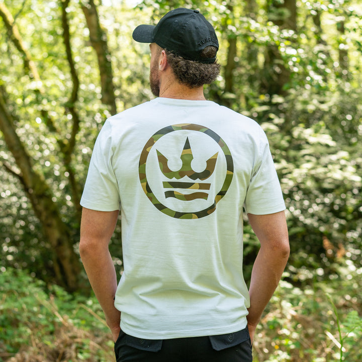 Icon T-shirt - White with camo