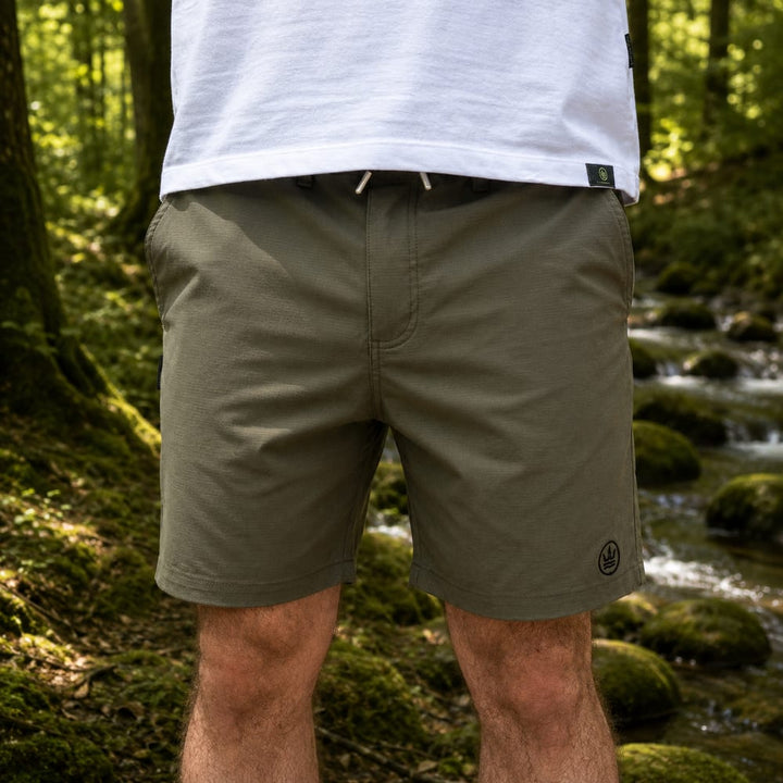 Trek Shorts - Green
